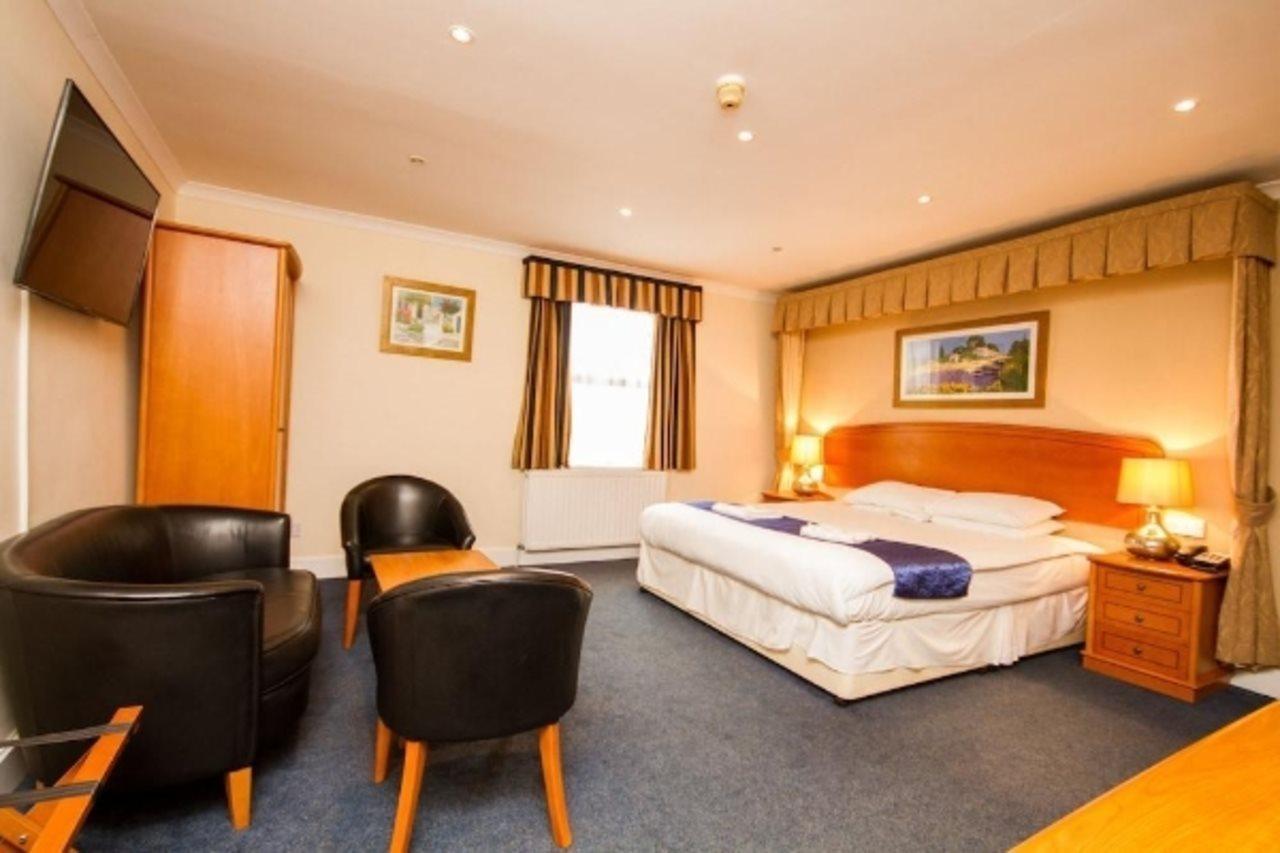 Chesters Hotel & Restaurant Salford  Luaran gambar